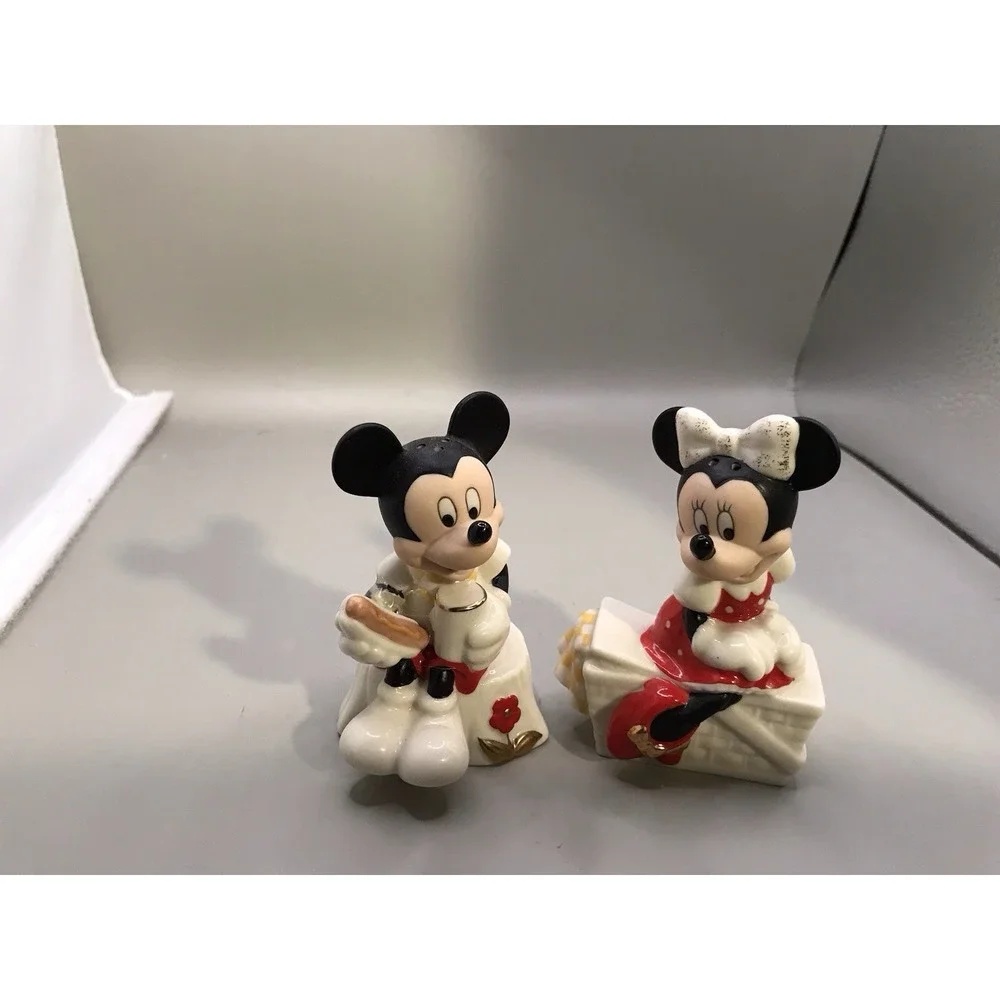 Lenox Disney‎ Mickey And Minnie Salt And Pepper Shakers